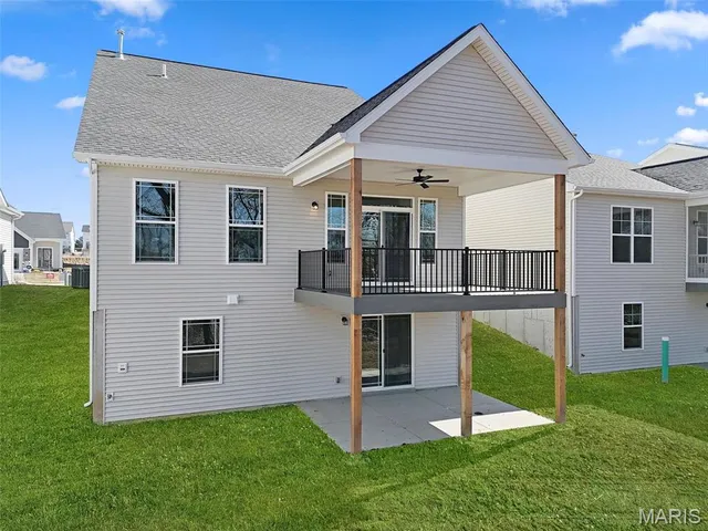 $549,900 | 703 Barnwood Hill Drive, Wentzville, MO 63385