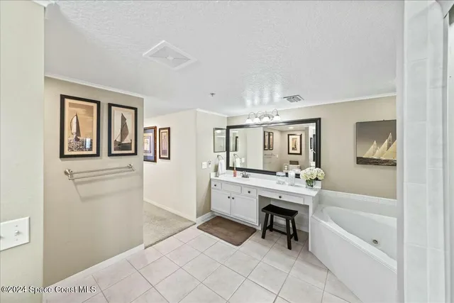 $6,000 | 925 Florida A1A, Unit 203, Satellite Beach, FL 32937