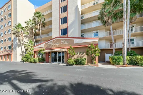 $6,000 | 925 Florida A1A, Unit 203, Satellite Beach, FL 32937