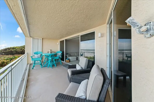 $6,000 | 925 Florida A1A, Unit 203, Satellite Beach, FL 32937