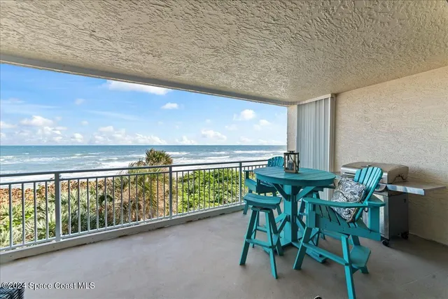 $6,000 | 925 Florida A1A, Unit 203, Satellite Beach, FL 32937