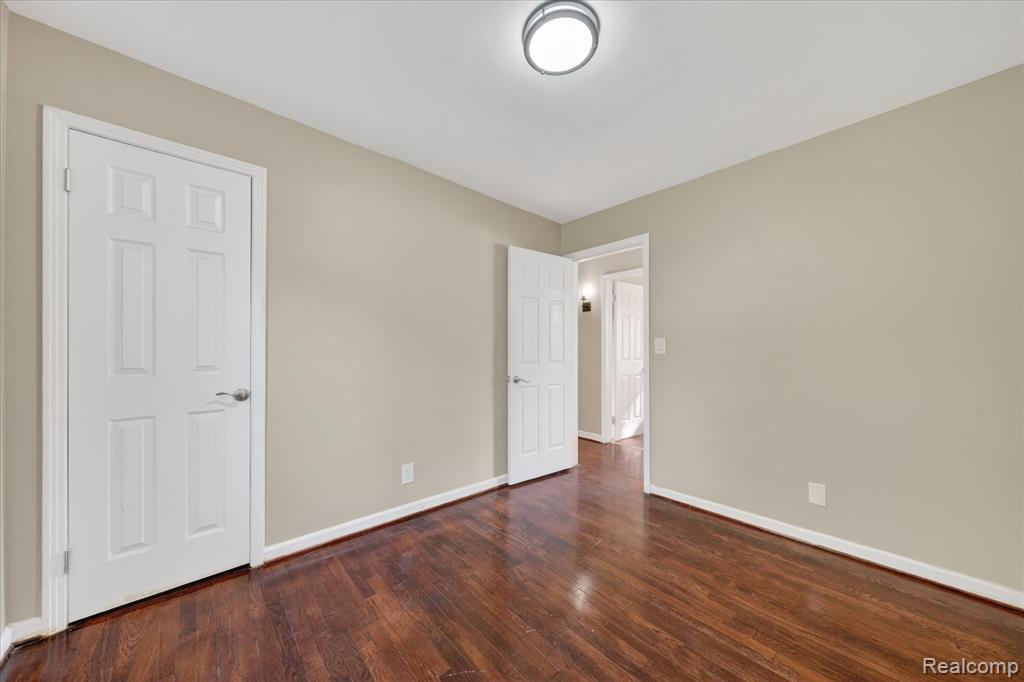 15151 Merriman Road Livonia, MI 48154 - Photo 29 of 38 Gallery Image 29