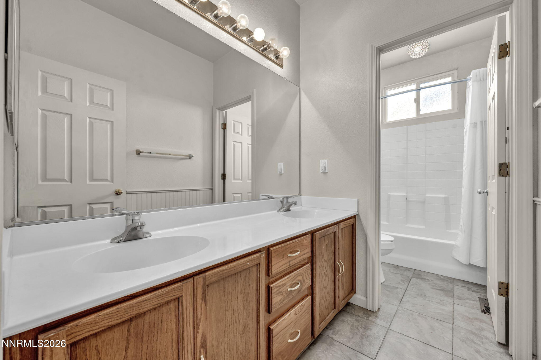 11555 Lone Desert Drive Reno, NV 89506 - Photo 17 of 27 46-web-or-mls-11555-lone-desert-dr (1)