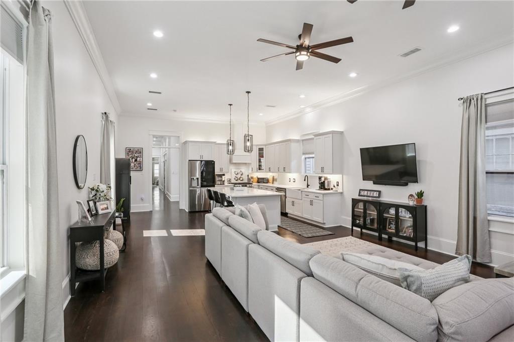 2506 General Pershing Street New Orleans, LA 70115 - Photo 4 of 25