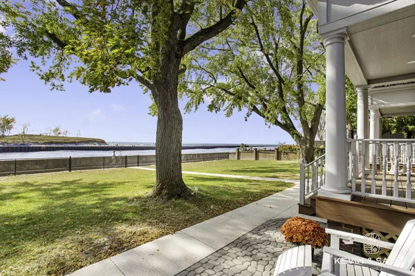 $2,450,000 | 103 North Pier Street, St. Joseph, MI 49085