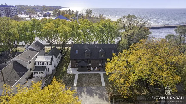 $2,450,000 | 103 North Pier Street, St. Joseph, MI 49085