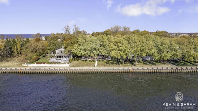 $2,450,000 | 103 North Pier Street, St. Joseph, MI 49085