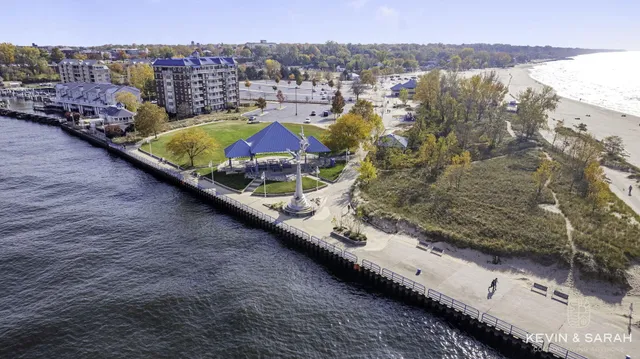 $2,450,000 | 103 North Pier Street, St. Joseph, MI 49085