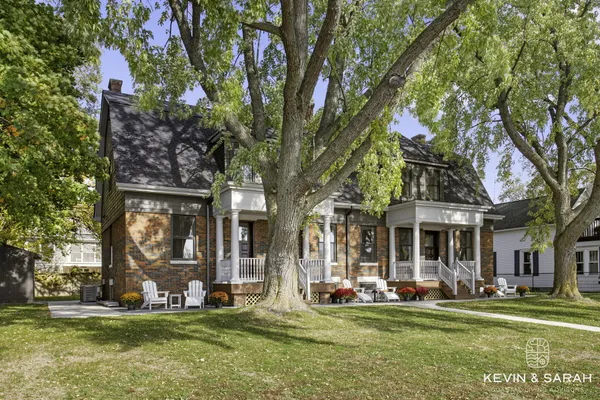 $2,450,000 | 103 North Pier Street, St. Joseph, MI 49085