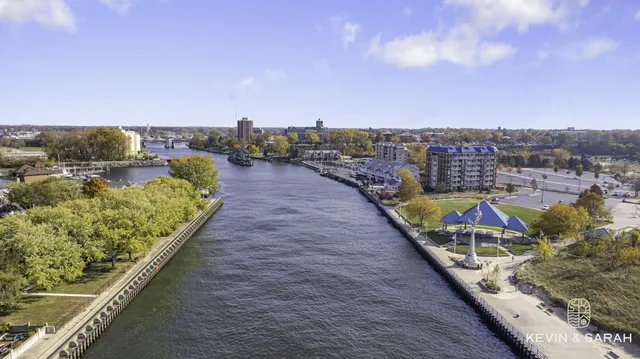 $2,450,000 | 103 North Pier Street, St. Joseph, MI 49085