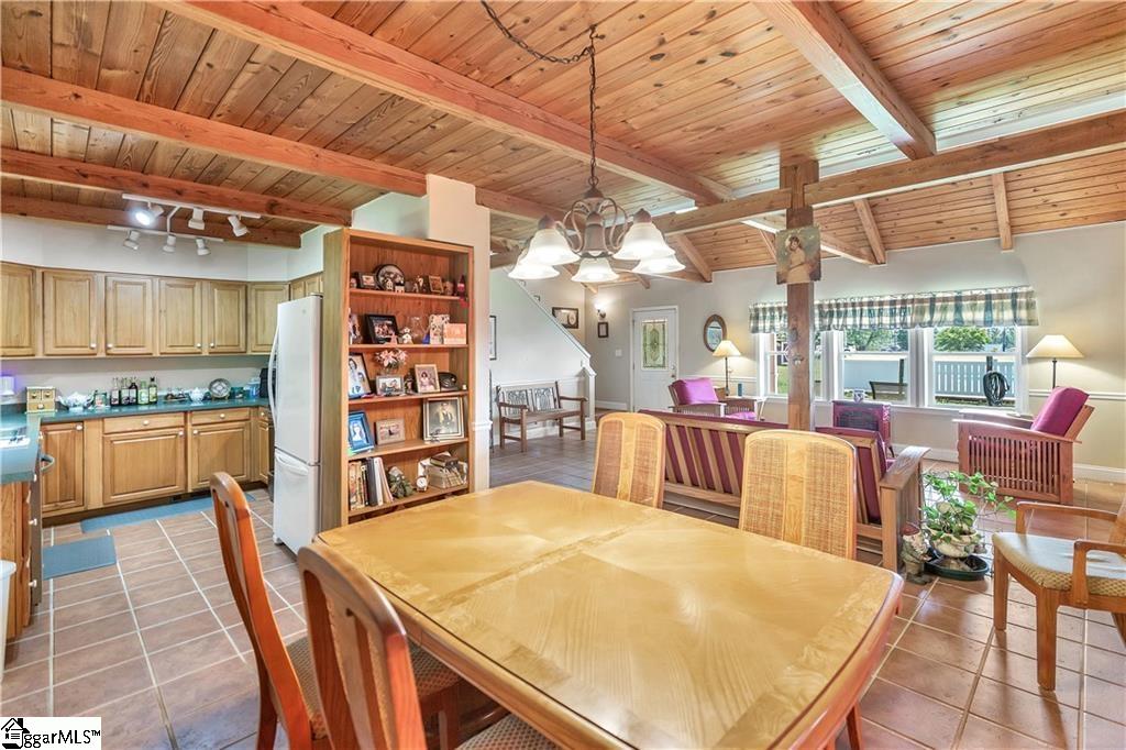 1100 Cherokee Road Townville, SC 29689 - Photo 10 of 34