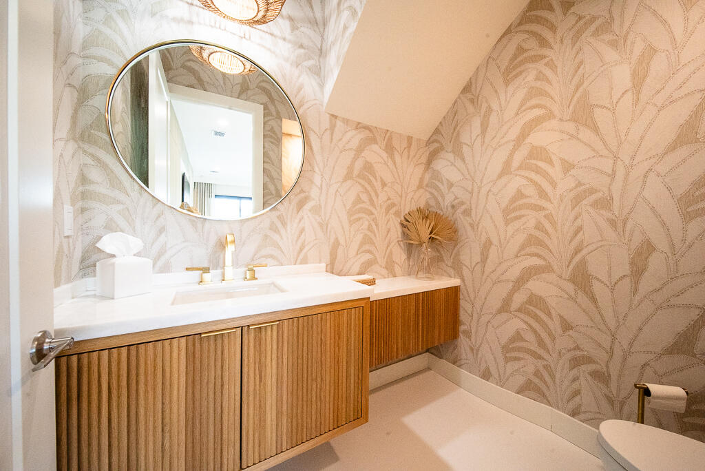 17032 Watersprite Lakes Road Boca Raton, FL 33496 - Photo 23 of 74 bathroom light