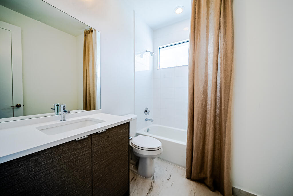 17032 Watersprite Lakes Road Boca Raton, FL 33496 - Photo 42 of 74 watersprite house-27