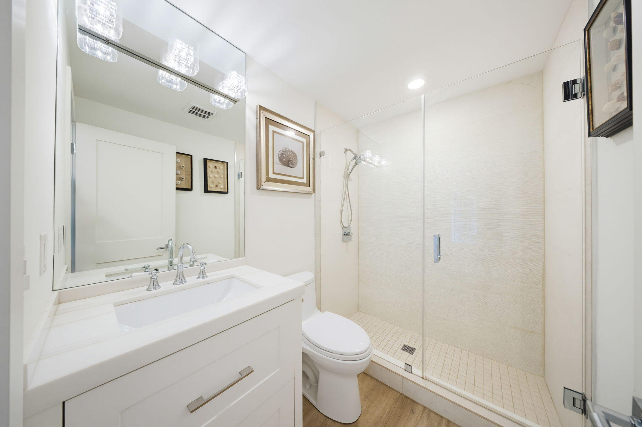 420 11th Street Key Colony Beach, FL 33051 - Photo 52 of 104 Guest Bathroom