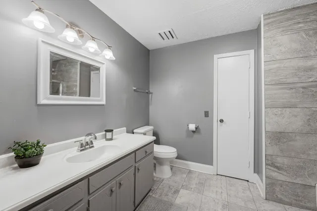 $410,000 | 200 Queens Ln Court, Nashville, TN 37218