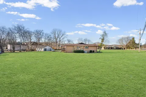 $410,000 | 200 Queens Ln Court, Nashville, TN 37218