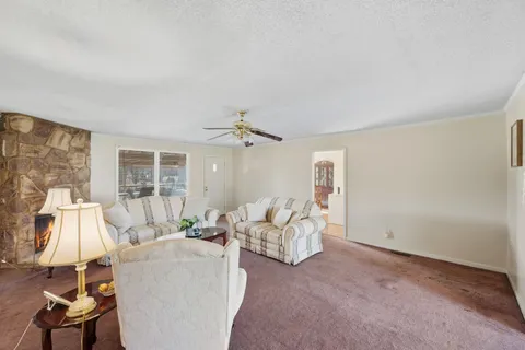 $410,000 | 200 Queens Ln Court, Nashville, TN 37218