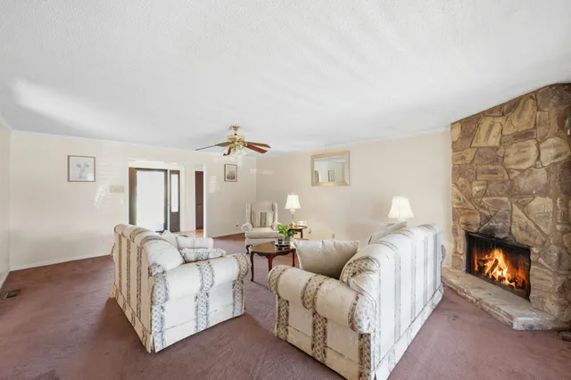 $410,000 | 200 Queens Ln Court, Nashville, TN 37218