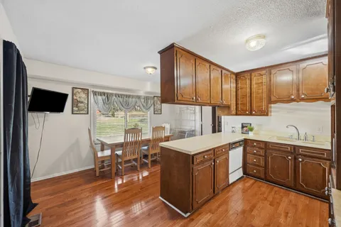 $410,000 | 200 Queens Ln Court, Nashville, TN 37218