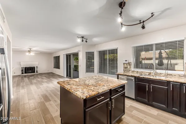 $845,000 | 14831 North 42nd Way, Phoenix, AZ 85032