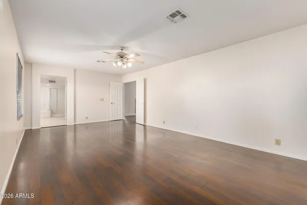 $845,000 | 14831 North 42nd Way, Phoenix, AZ 85032