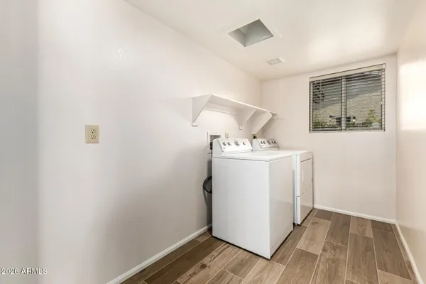 $845,000 | 14831 North 42nd Way, Phoenix, AZ 85032