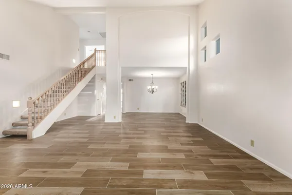 $845,000 | 14831 North 42nd Way, Phoenix, AZ 85032