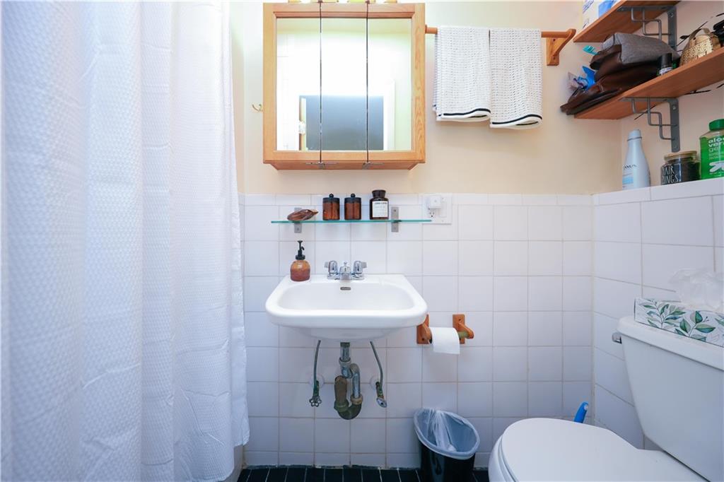 2391 East 3rd Street Brooklyn, NY 11223 - Photo 19 of 33