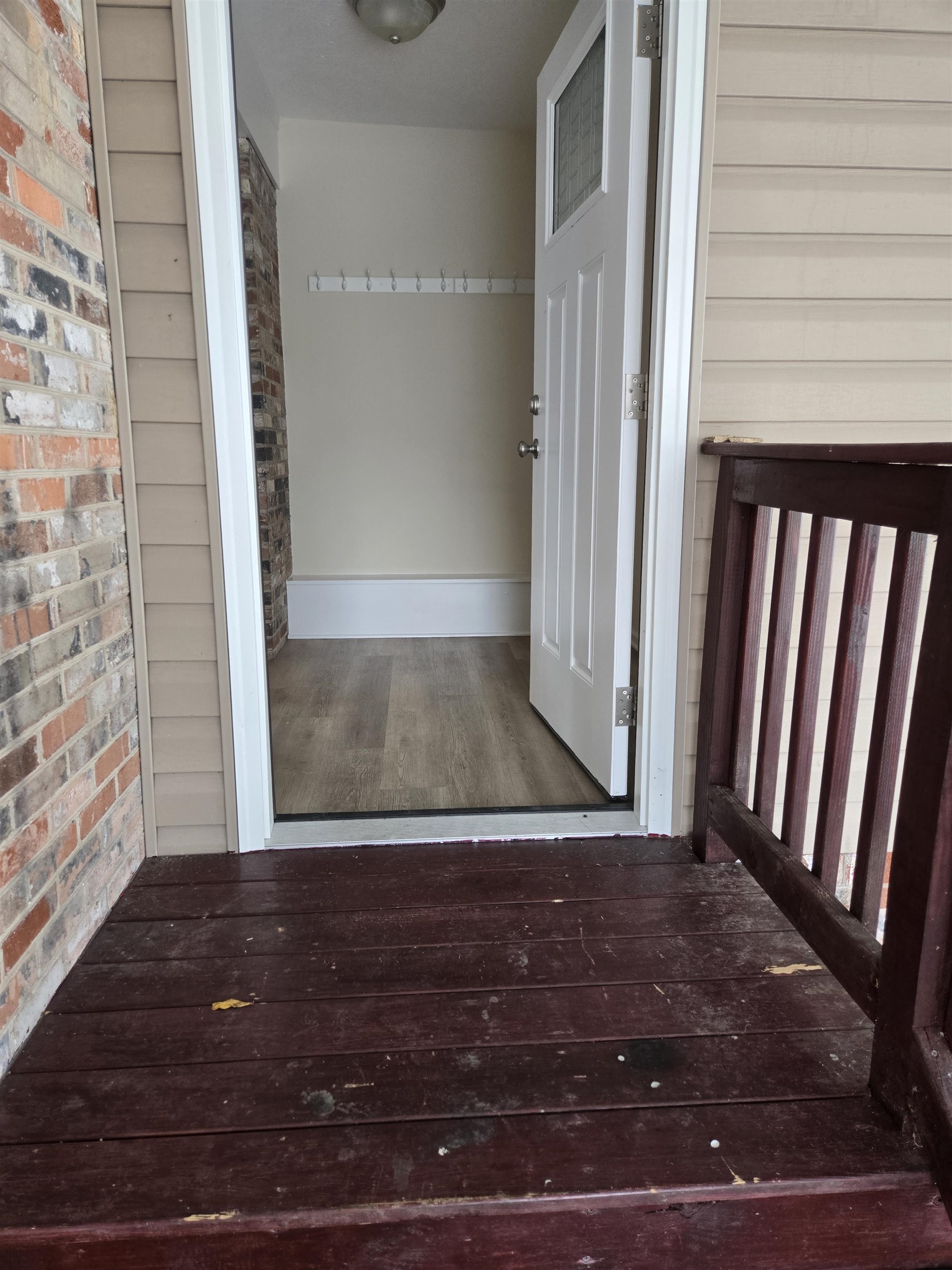307 West Spring Avenue Elkton, VA 22827 - Photo 8 of 28 a view of a hallway view with staircase