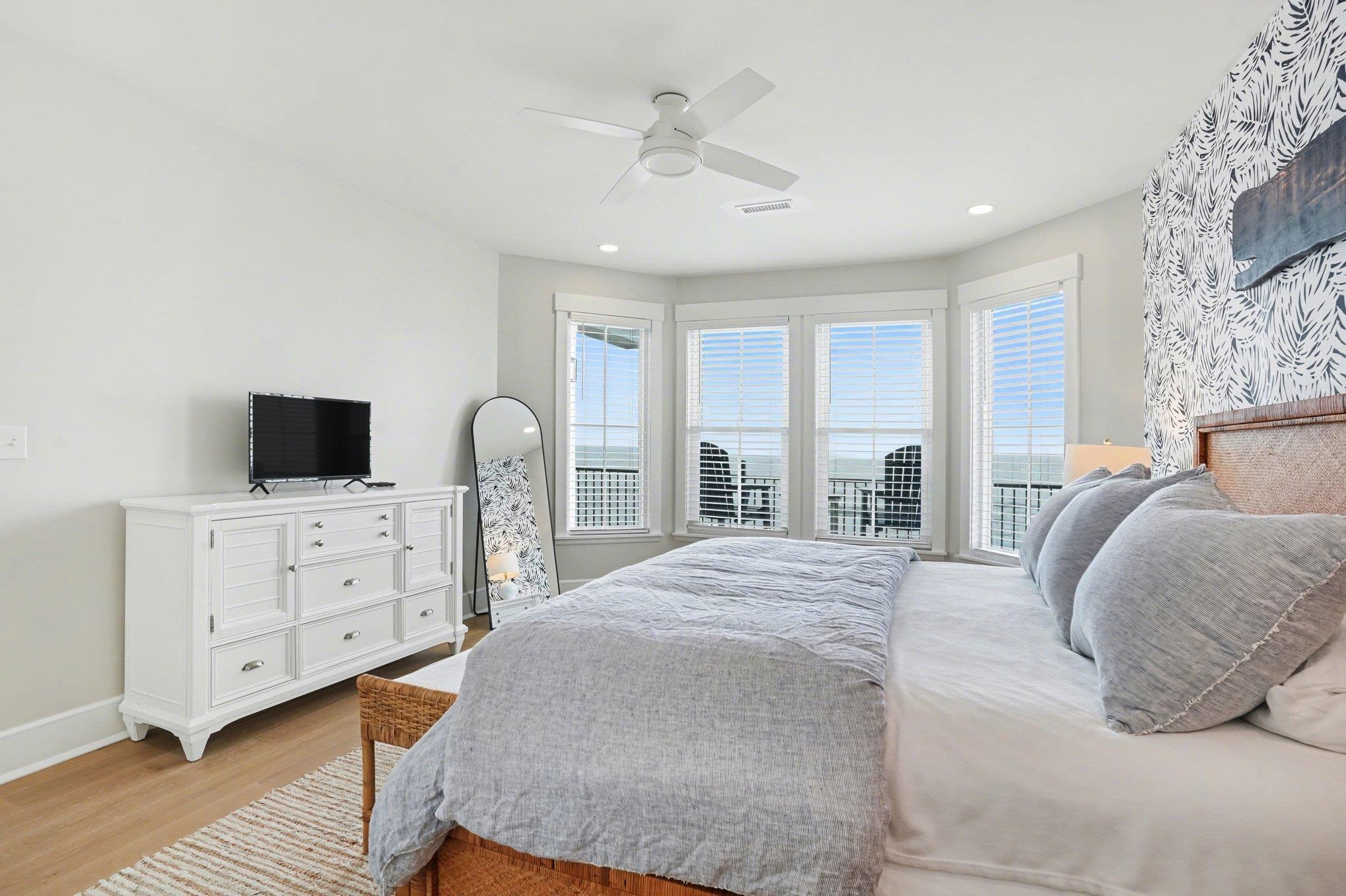721 South Waccamaw Drive Murrells Inlet, SC 29576 - Photo 12 of 54