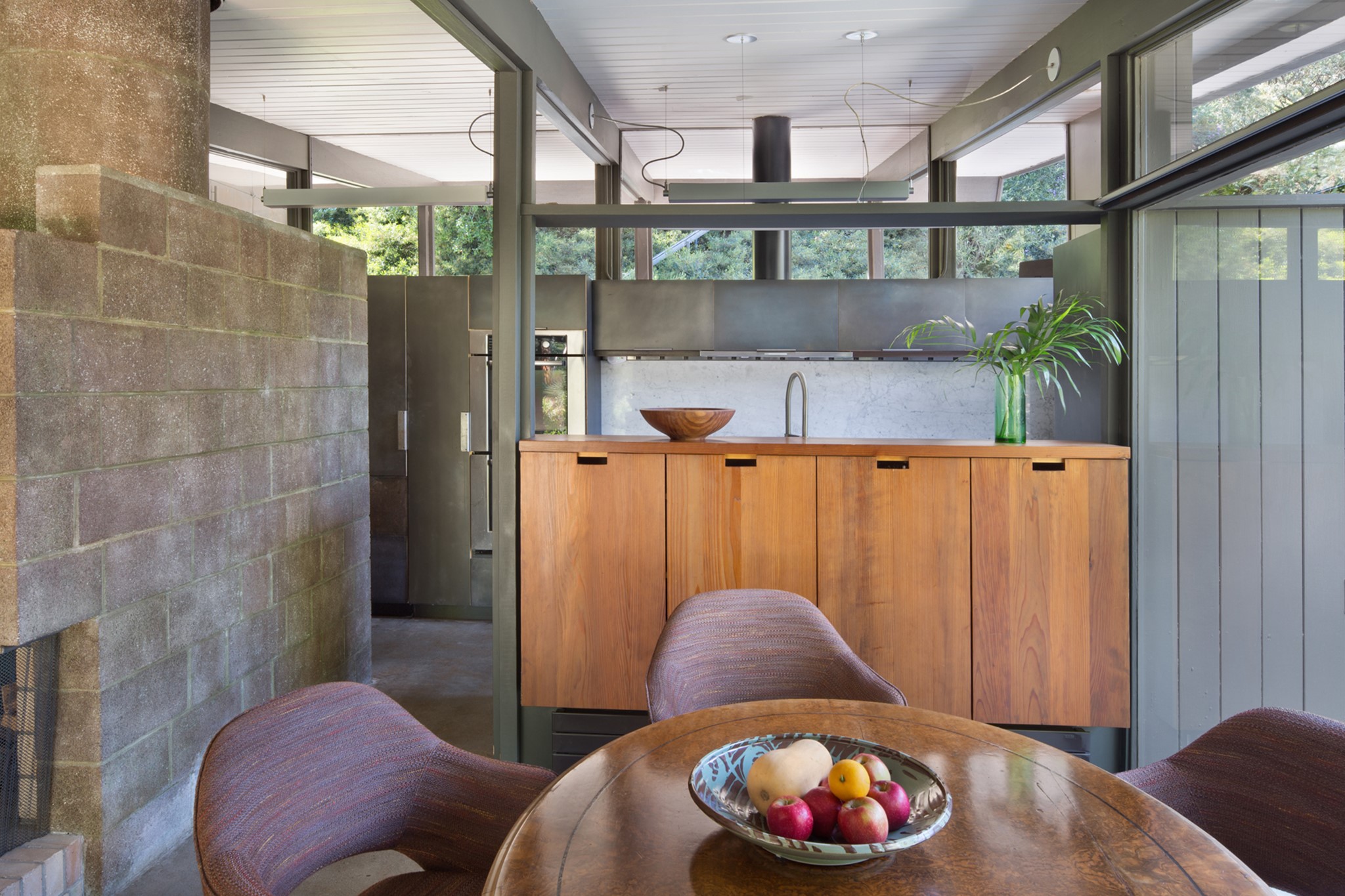 12450 Rochedale Lane Los Angeles, CA 90049 - Photo 4 of 13