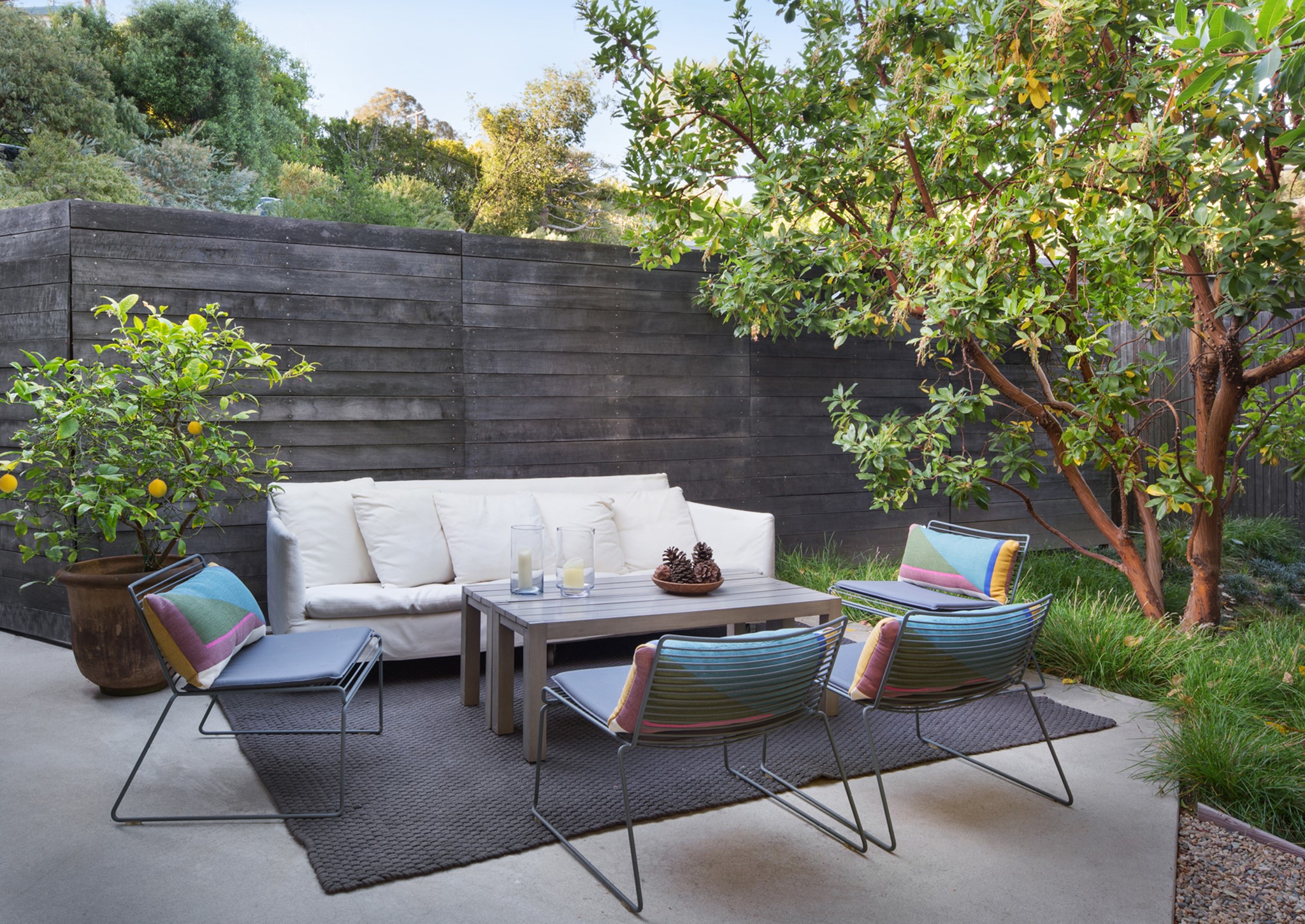 12450 Rochedale Lane Los Angeles, CA 90049 - Photo 9 of 13