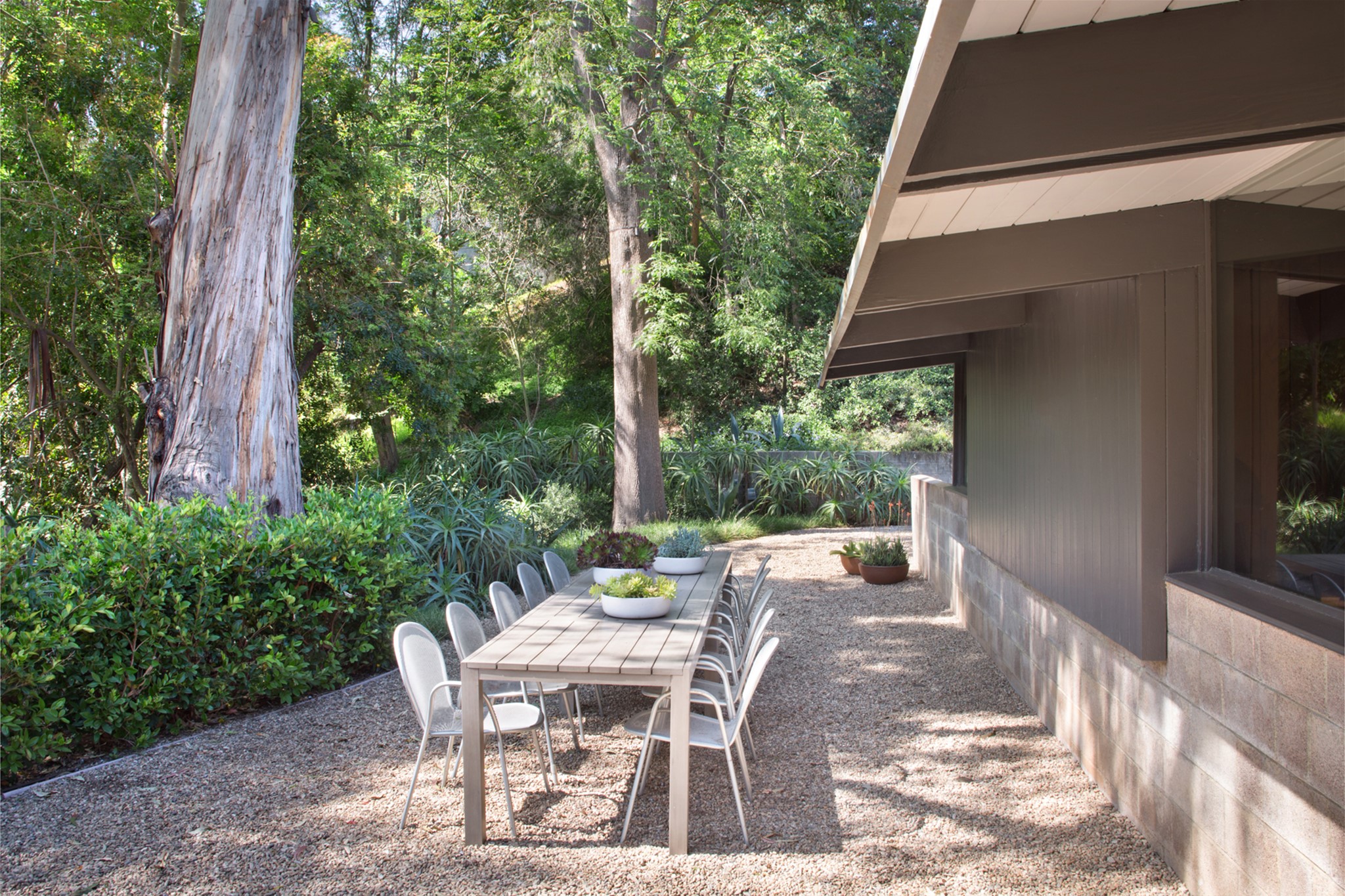 12450 Rochedale Lane Los Angeles, CA 90049 - Photo 10 of 13