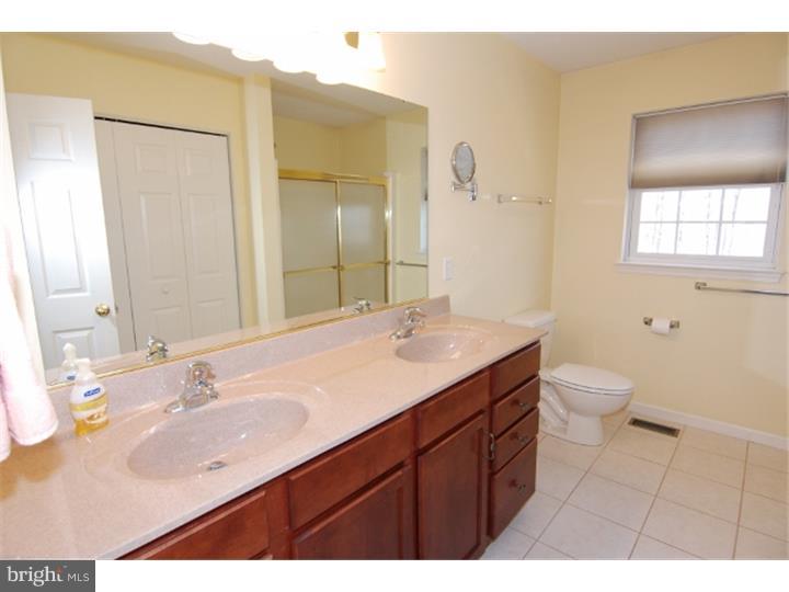 44 Hillview Road Morgantown, PA 19543 - Photo 16 of 25 Master Bathroom