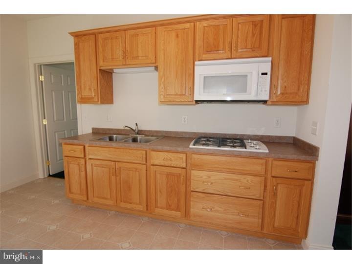 44 Hillview Road Morgantown, PA 19543 - Photo 21 of 25 In-law Suite