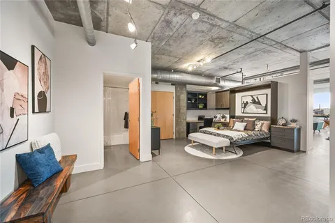 $785,000 | 2100 16th St Mall, Unit 606, Denver, CO 80202