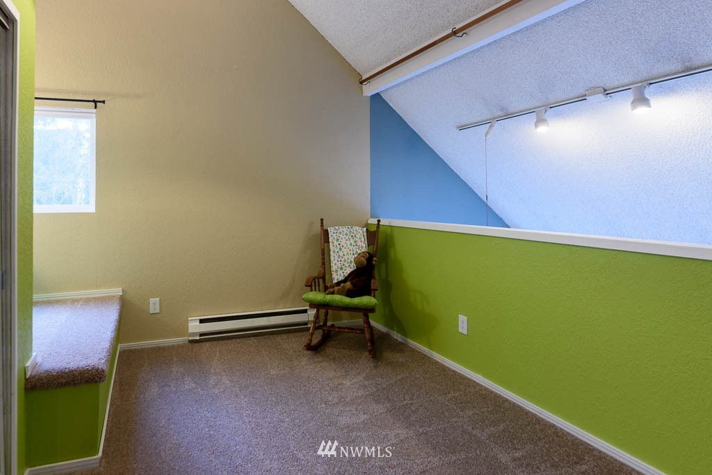 8400 25th Avenue Southwest, Unit B Seattle, WA 98106 - Photo 11 of 17