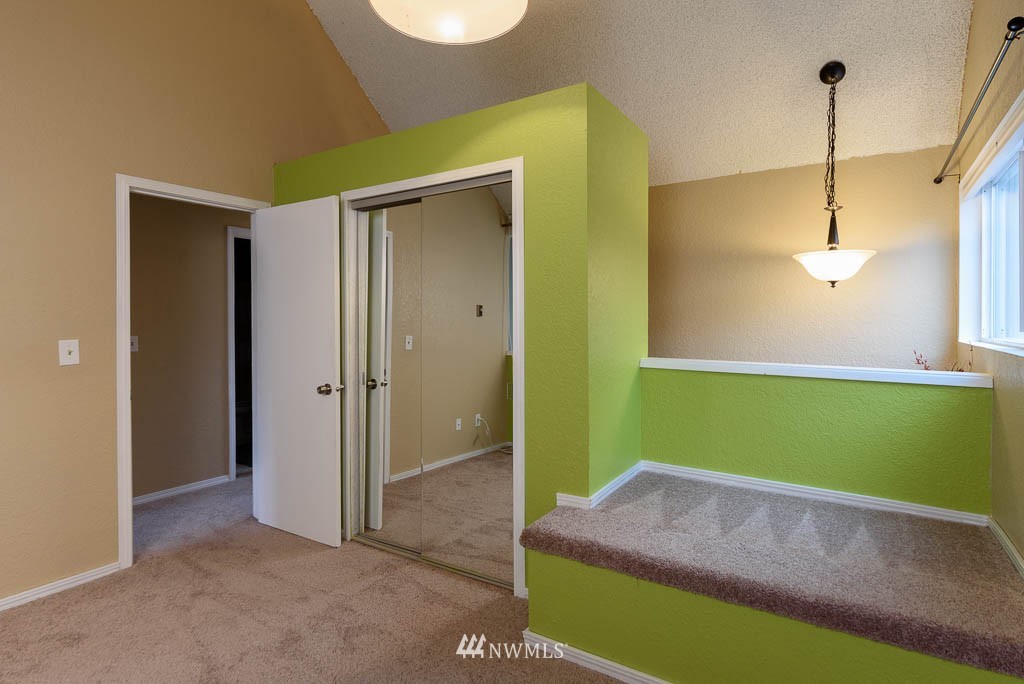 8400 25th Avenue Southwest, Unit B Seattle, WA 98106 - Photo 12 of 17