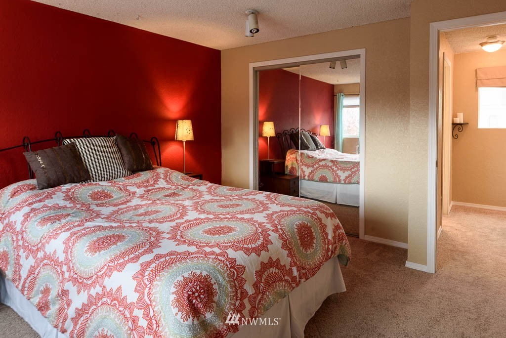 8400 25th Avenue Southwest, Unit B Seattle, WA 98106 - Photo 14 of 17