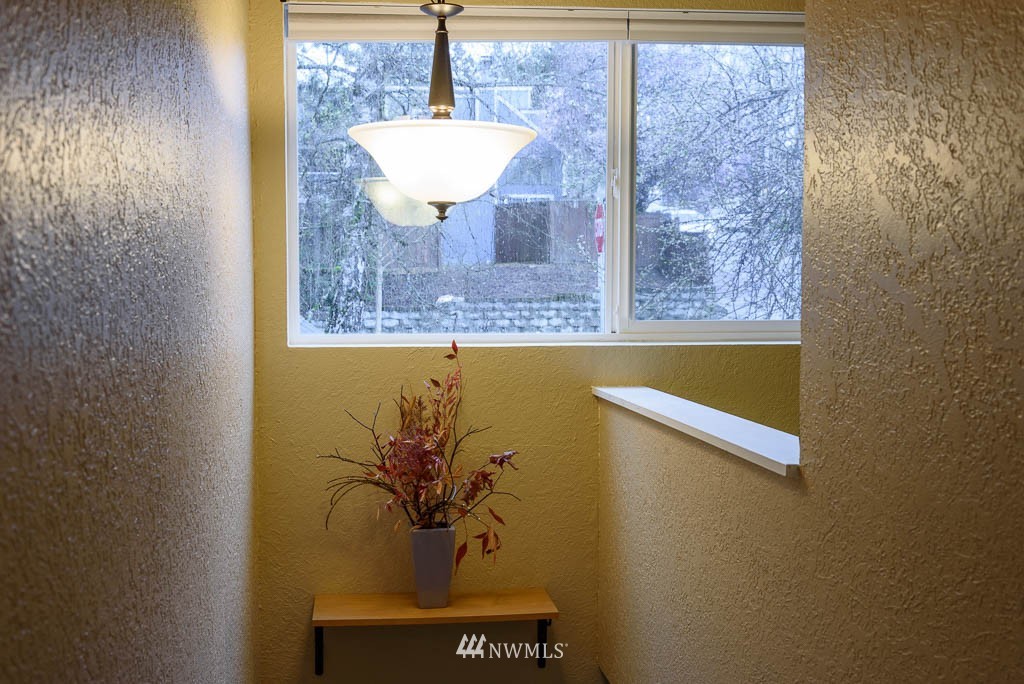 8400 25th Avenue Southwest, Unit B Seattle, WA 98106 - Photo 16 of 17