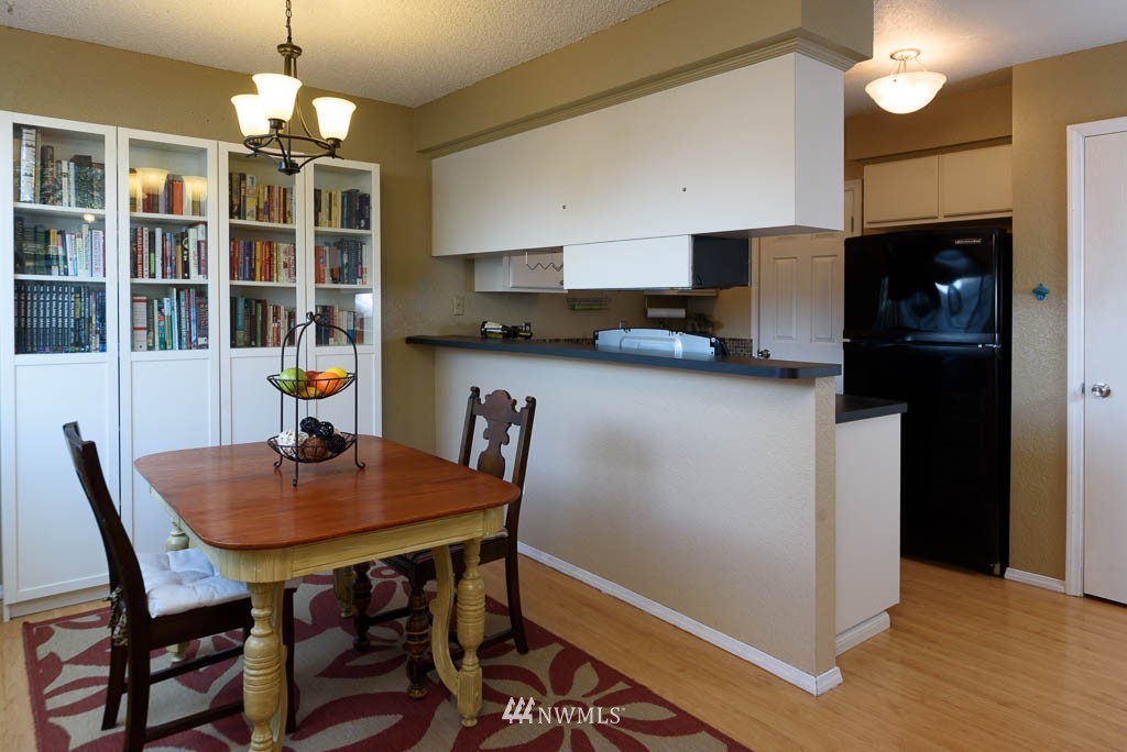 8400 25th Avenue Southwest, Unit B Seattle, WA 98106 - Photo 7 of 17