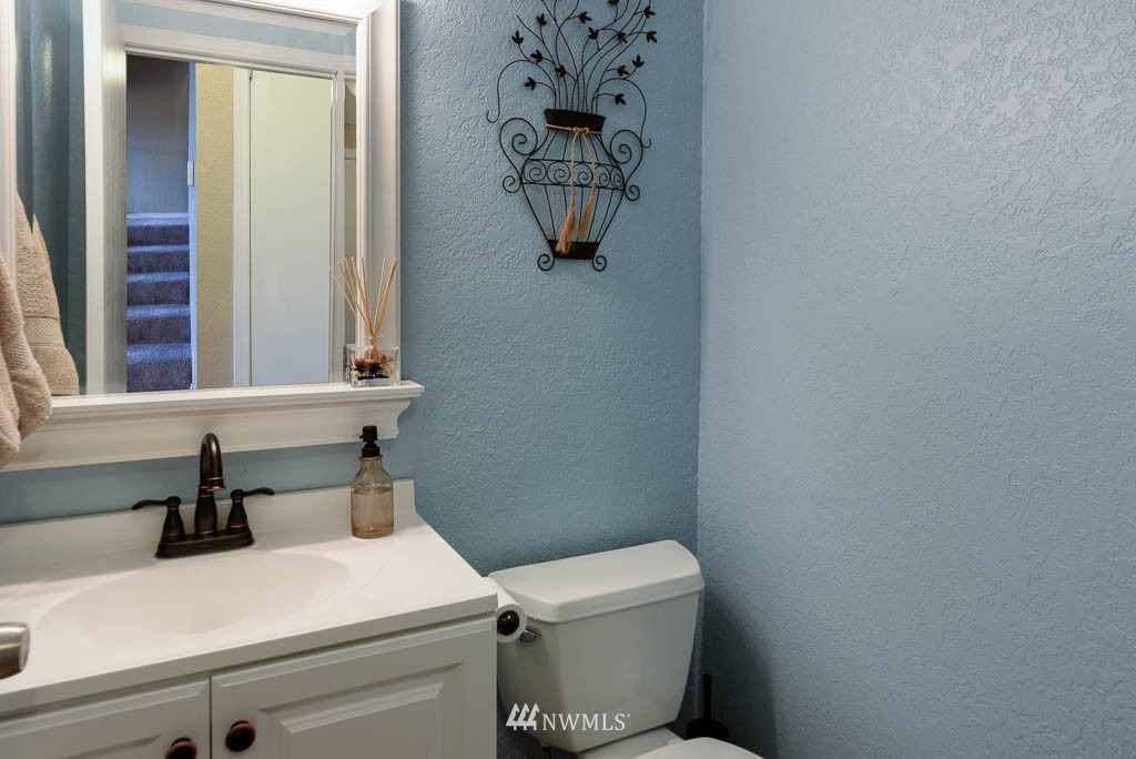 8400 25th Avenue Southwest, Unit B Seattle, WA 98106 - Photo 10 of 17