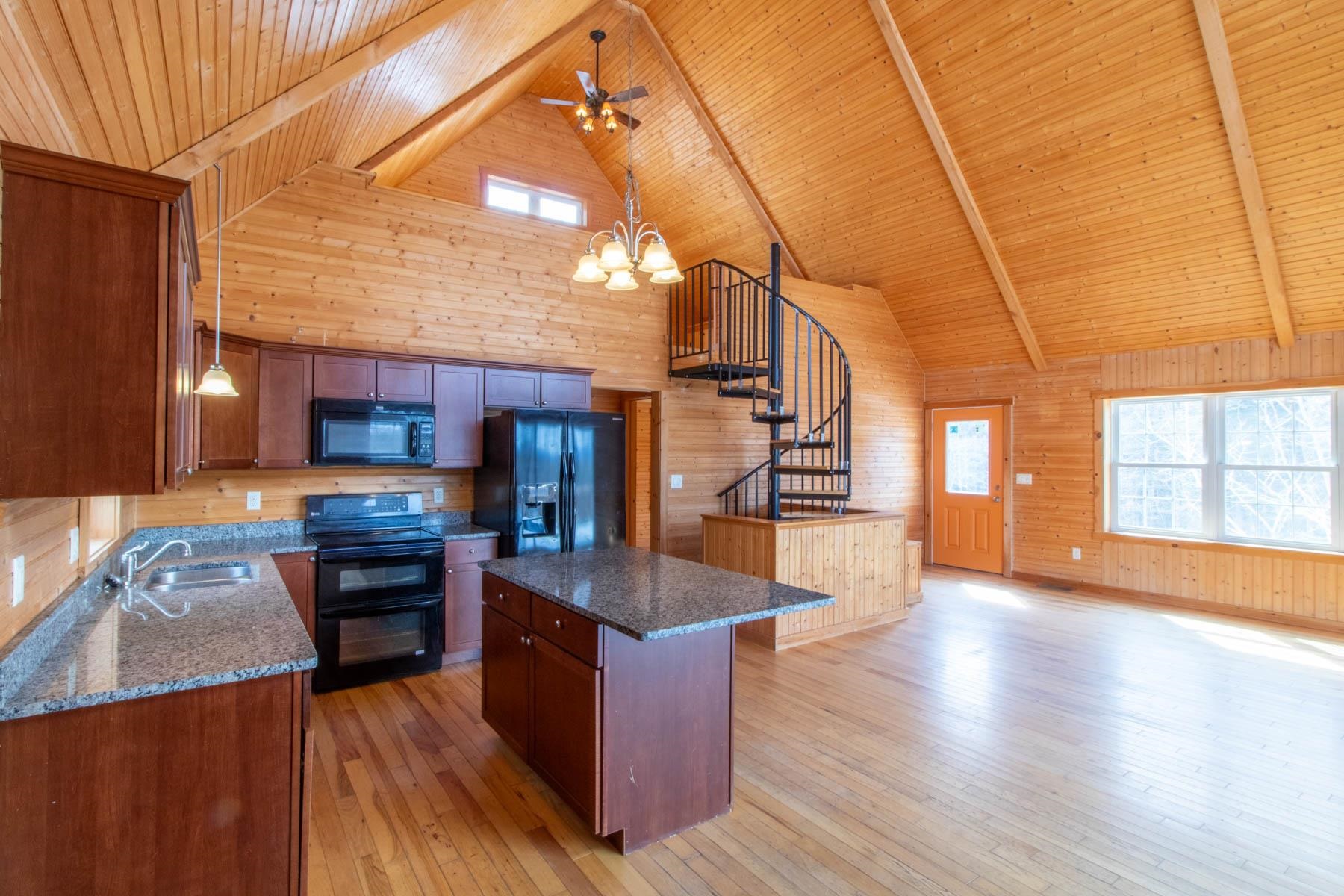 760 Burke Green Road Burke, VT 05832 - Photo 31 of 33 Gallery Image 31