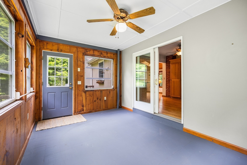 62 Circle Road Longmeadow, MA 01106 - Photo 18 of 42