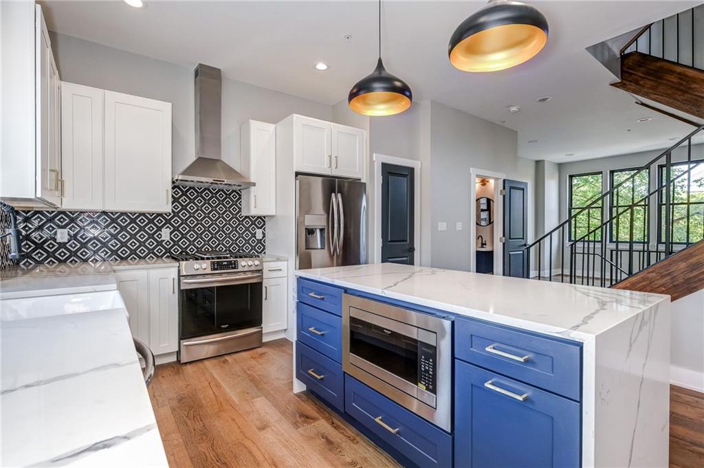 734 Middle Street Pittsburgh, PA 15212 - Photo 6 of 25