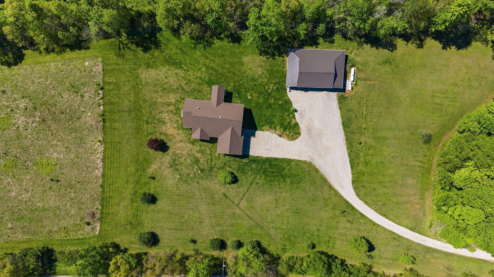8895 Portie-Flamingo Road New Lexington, OH 43764 - Photo 3 of 55