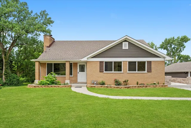 $515,000 | 21122 Hillside Road, Frankfort, IL 60423