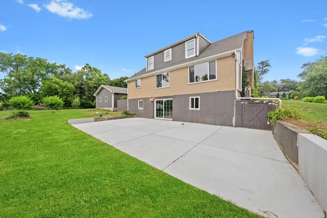 $515,000 | 21122 Hillside Road, Frankfort, IL 60423