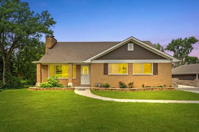 $515,000 | 21122 Hillside Road, Frankfort, IL 60423