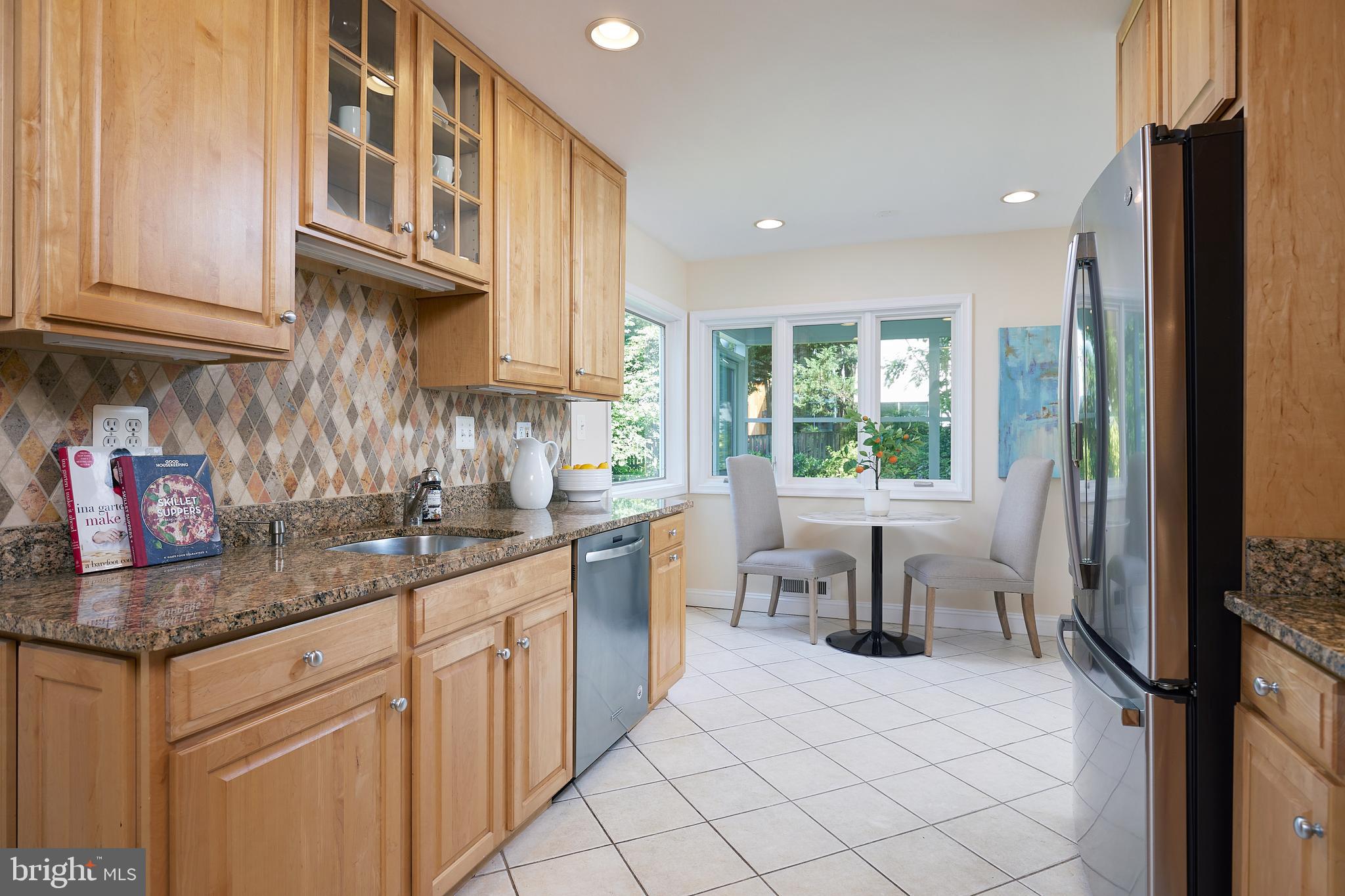 5518 Uppingham Street Chevy Chase, MD 20815 - Photo 9 of 50 Gourmet Kitchen